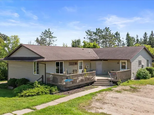 204 Lake Avenue E, Hill City, MN 55748