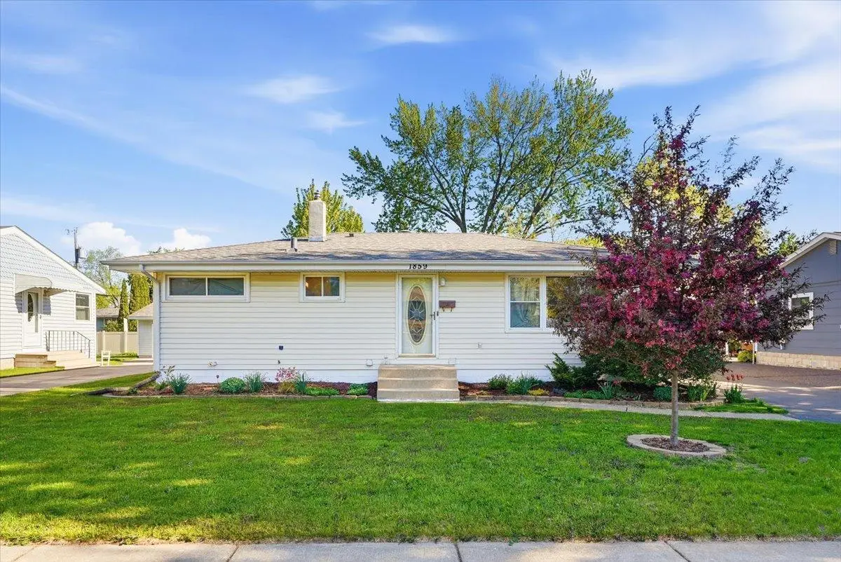 1859 6th Street, Saint Paul, MN 55110 - #1