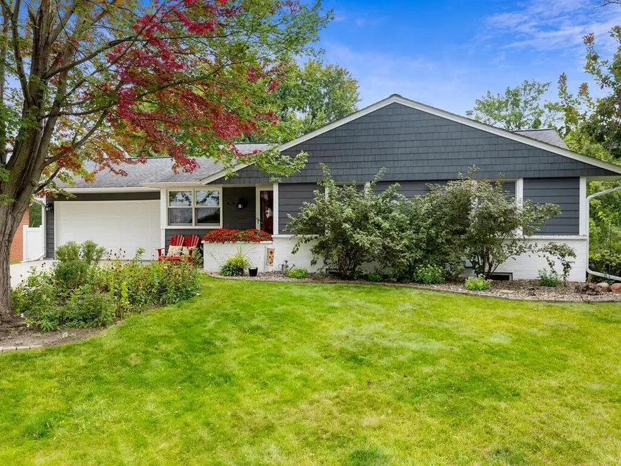 5169 Abercrombie Drive, Minneapolis, MN 55439 - Image #3