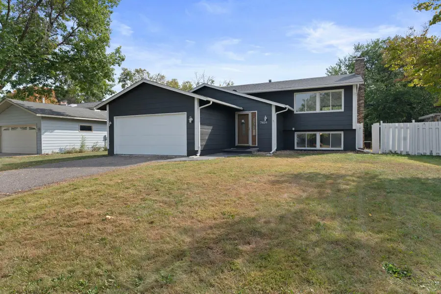 7409 74th Avenue N, Minneapolis, MN 55428 - Image #2