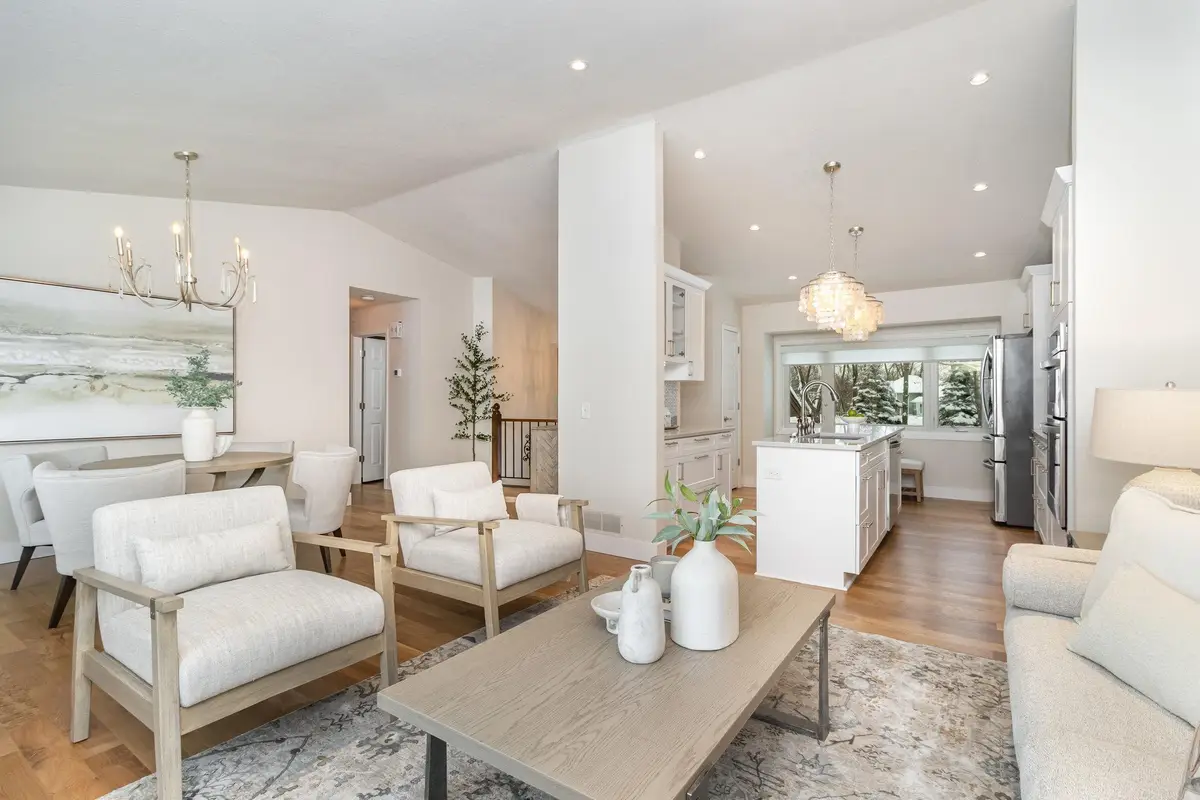 510 Elaine Avenue, Saint Paul, MN 55126 - Image #1