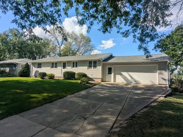 1608 Plainview Lane, Albert Lea, MN 56007