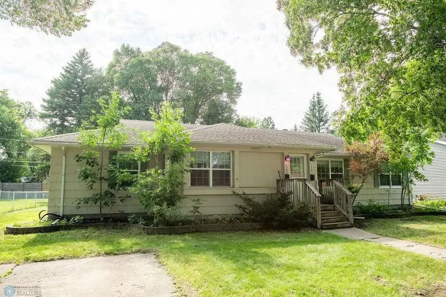 1501 13th Street S, Moorhead, MN 56560 - Image #2