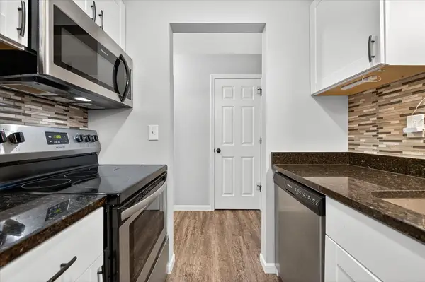 4530 Park Commons Drive #119, Minneapolis, MN 55416