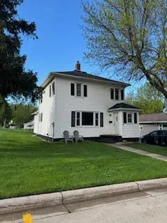 96 7th Street Sw, Wells, MN 56097 - #1