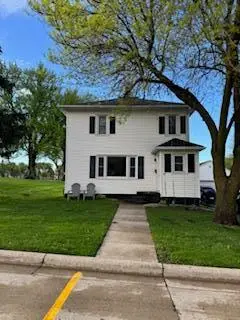 96 7th Street Sw, Wells, MN 56097 - #2