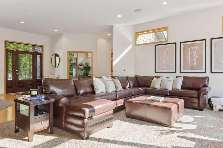 9363 Tewsbury Gate N, Maple Grove, MN 55311 - Image #2