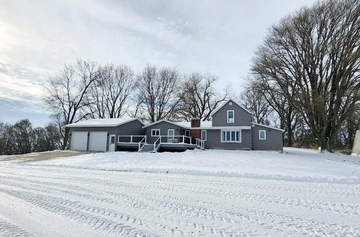 33796 County Road 11, Olivia, MN 56277 - Image #1