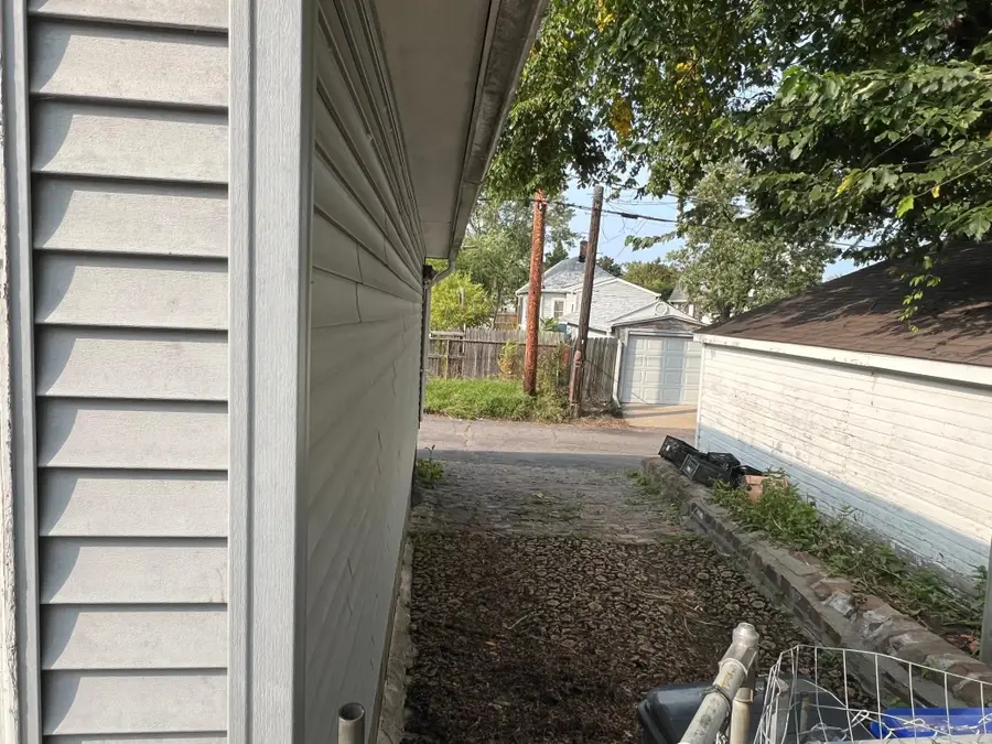 419 Rose Avenue E, Saint Paul, MN 55130 - #3