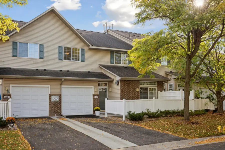 8439 Cortland Road, Eden Prairie, MN 55344 - Image #2