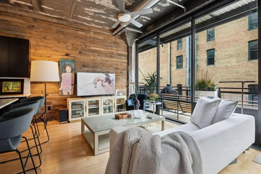 618 Washington Avenue N #304, Minneapolis, MN 55401 - Image #2