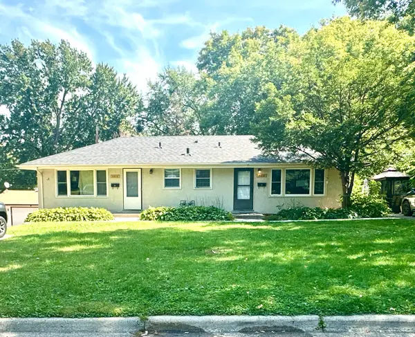 3010-3012 Kentucky Avenue N, Crystal, MN 55427