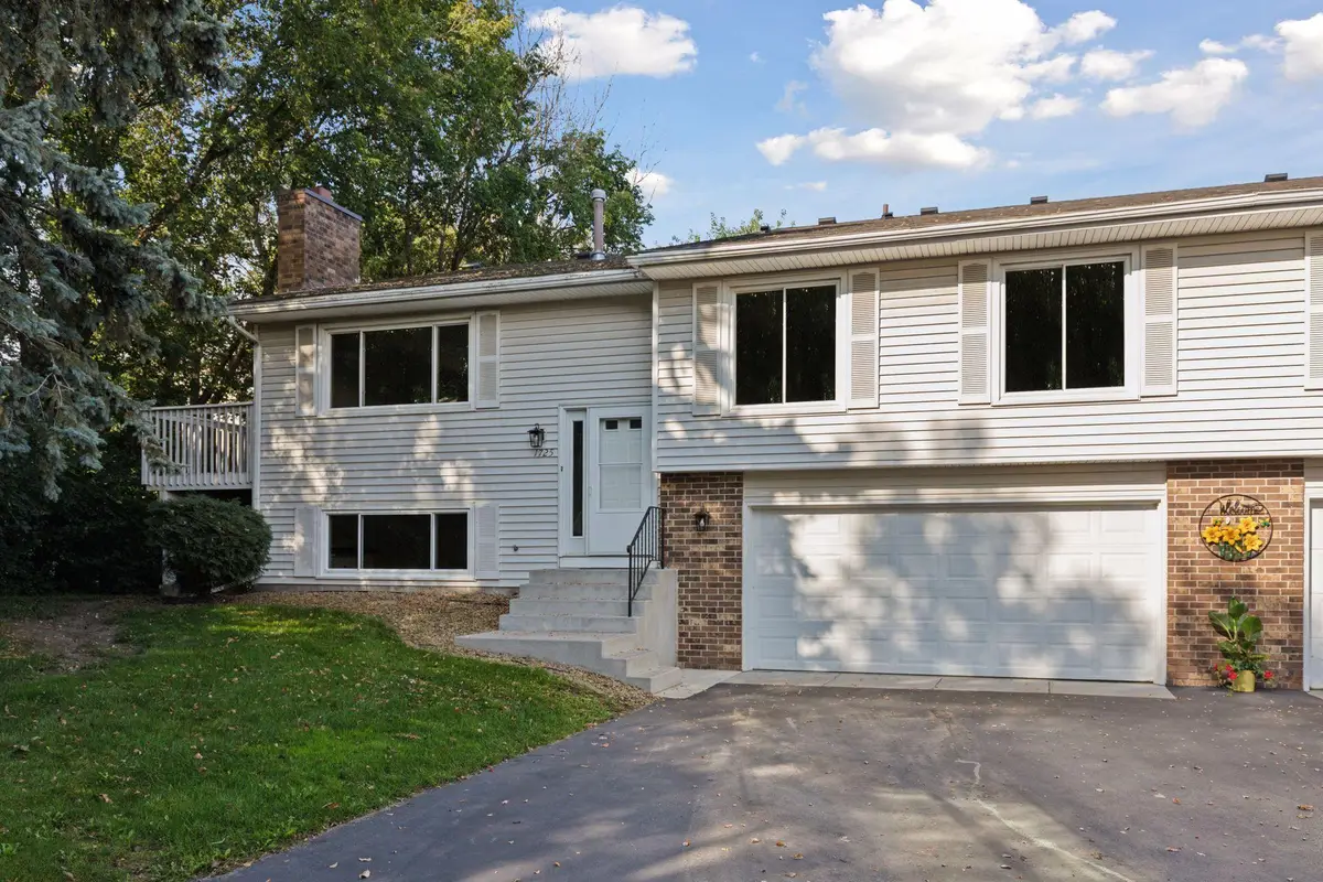 1725 W 140th Street, Burnsville, MN 55337 - Image #1