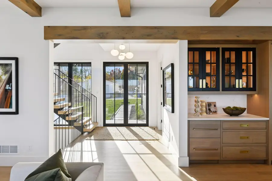 254 Lake Street, Excelsior, MN 55331 - Image #2