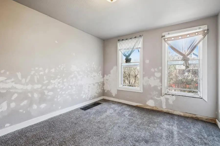 760 Minnehaha Avenue E, Saint Paul, MN 55106 - Image #3