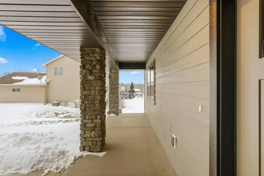 1633 Rolling Hills Lane, River Falls, WI 54022 - Image #2