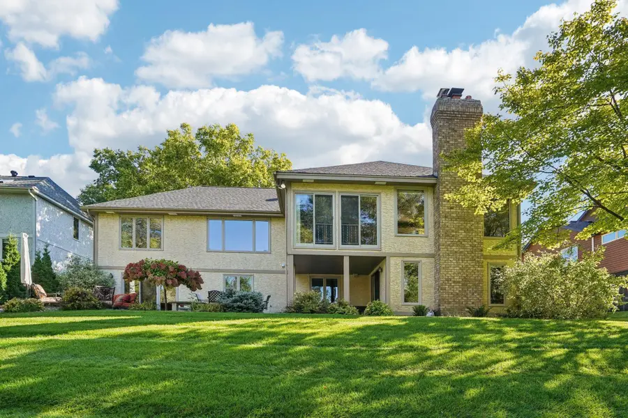 3665 Vinewood Lane N, Minneapolis, MN 55441 - Image #2