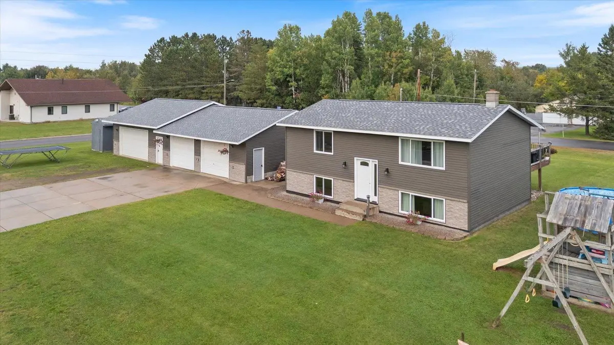 808 Center Drive Nw, Chisholm, MN 55719 - #1