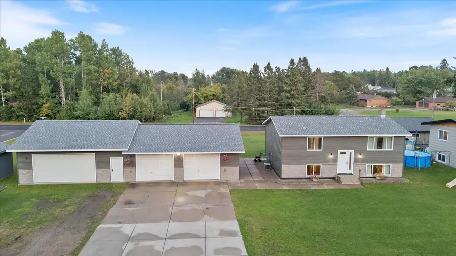 808 Center Drive Nw, Chisholm, MN 55719 - #2