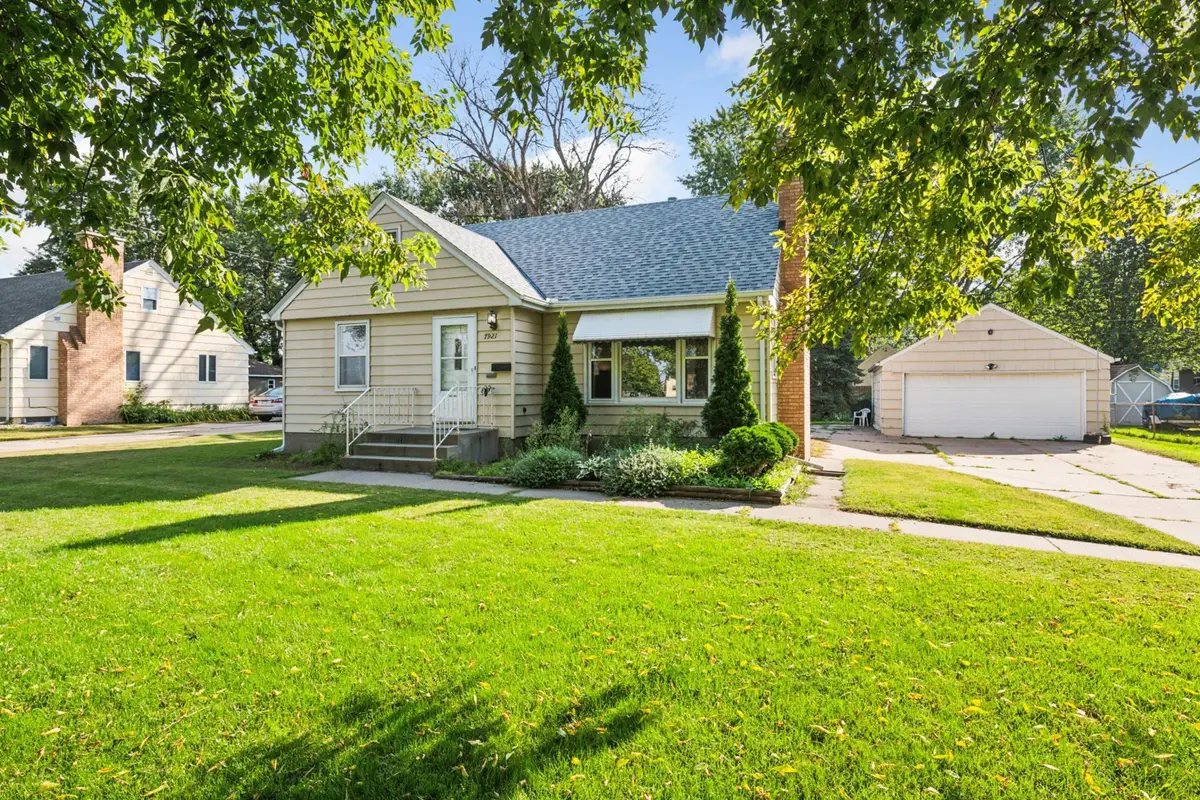 7921 Stevens Avenue S, Minneapolis, MN 55420 - Image #1