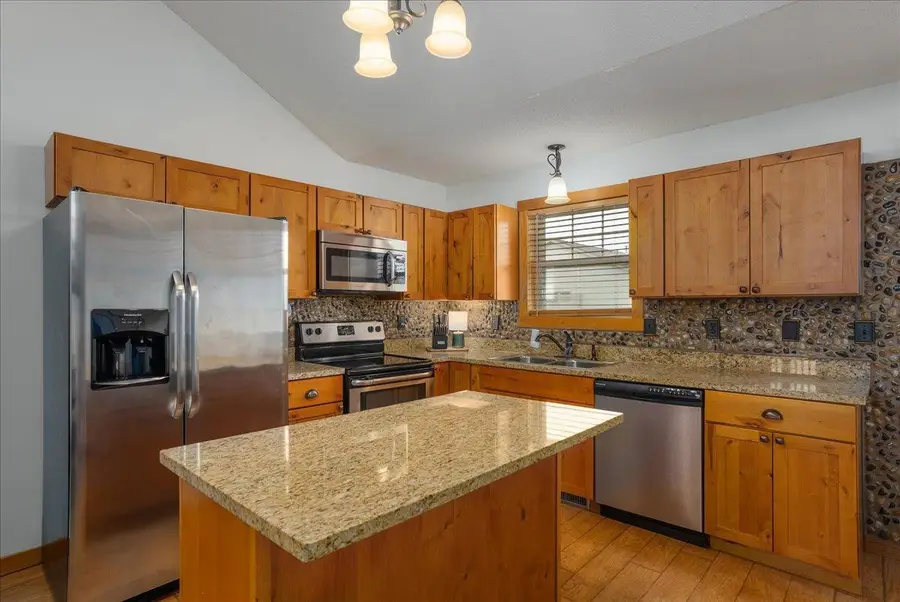 1565 Ponderosa Lane, New Richmond, WI 54017 - Image #3