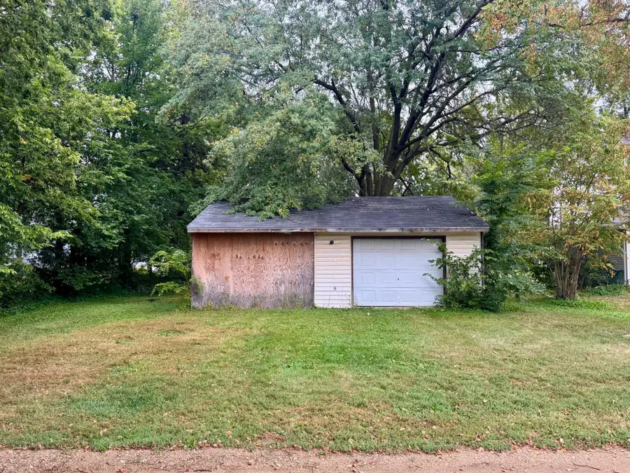 523 Strait Avenue, Worthington, MN 56187 - Image #2