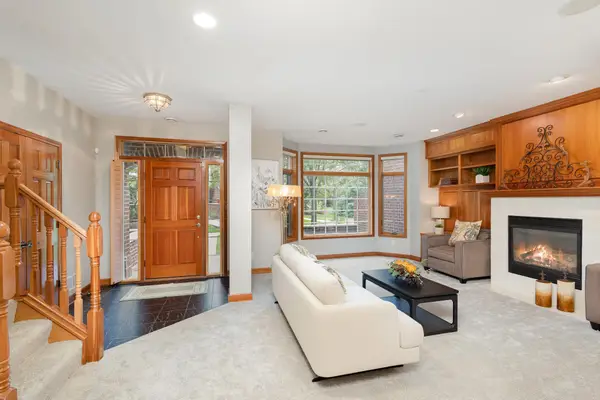 10776 Falling Water Lane #B, Saint Paul, MN 55129