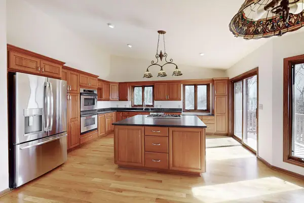 1208 Edgewater Avenue, Arden Hills, MN 55112