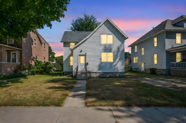 227 S Elm Street, Fairmont, MN 56031