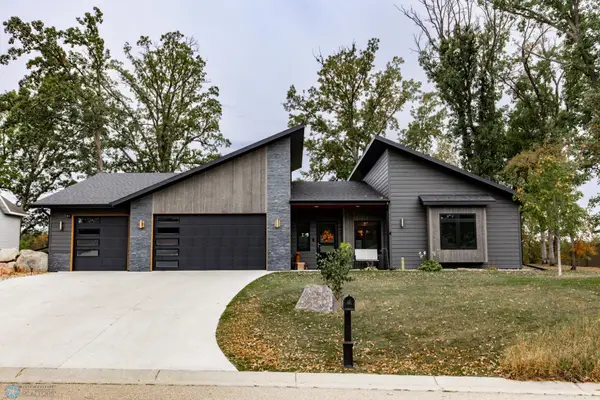 1885 Aspen Drive, Detroit Lakes, MN 56501