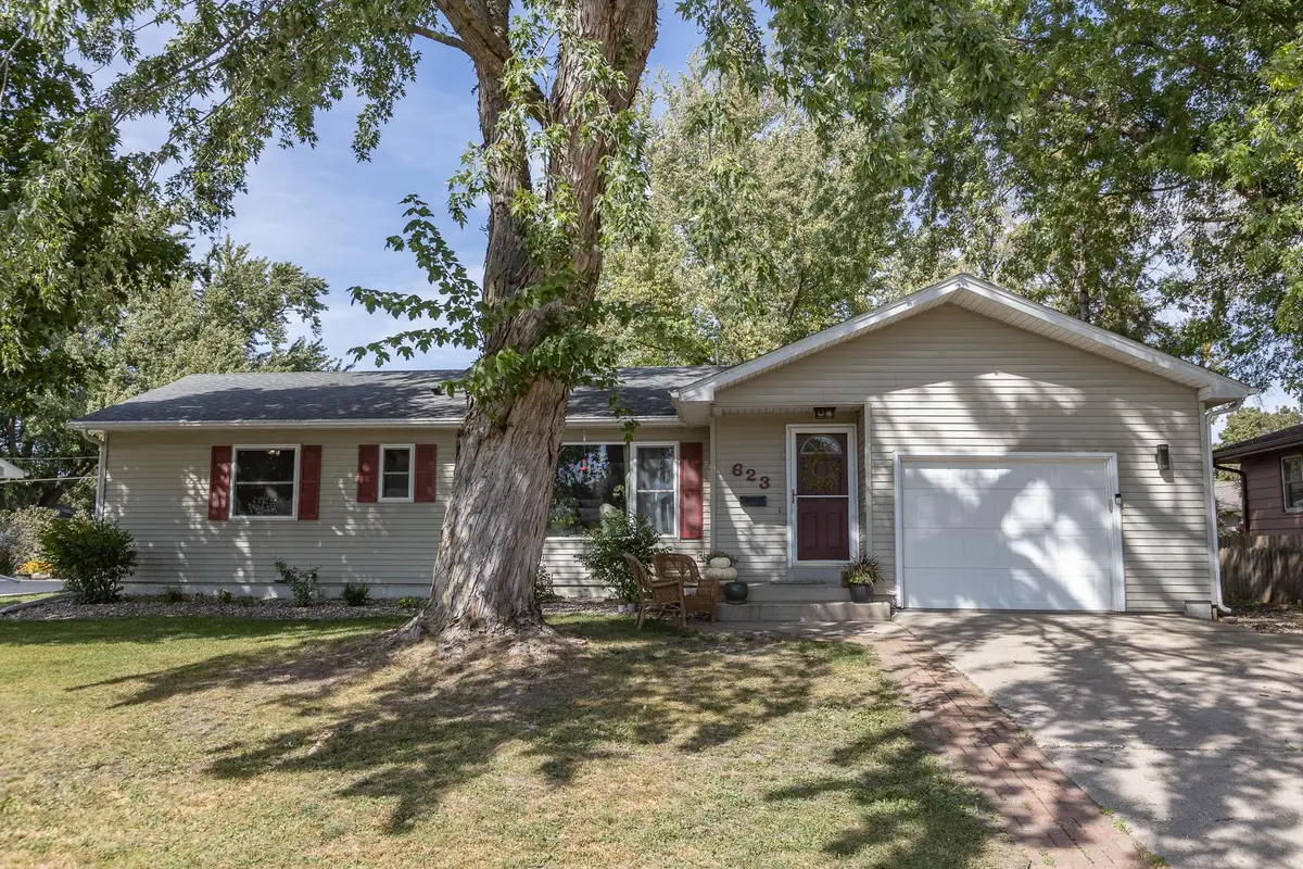 623 Washington Avenue, Fairmont, MN 56031 - #1