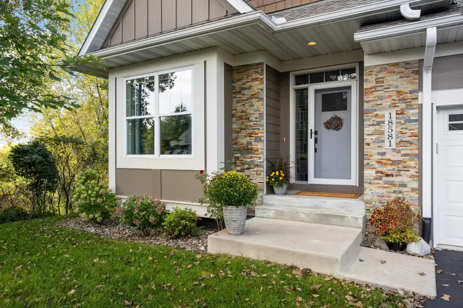 18581 Joplin Avenue, Lakeville, MN 55044 - Image #2