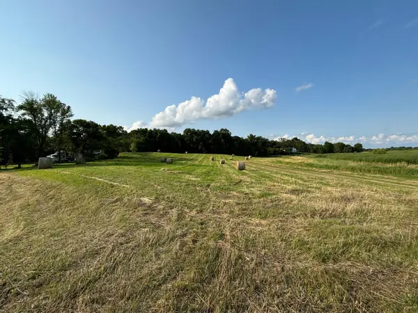 xxx Jason Avenue, Monticello, MN 55362