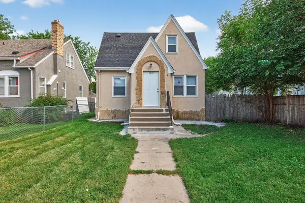 2610 Humboldt Avenue N, Minneapolis, MN 55411