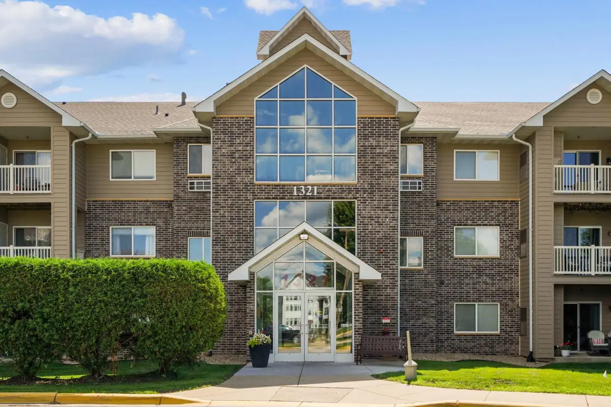 1321 Lake Drive W #216, Chanhassen, MN 55317 - Image #1