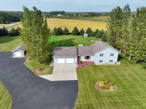 10061 County Road 5 Ne, Carlos, MN 56319