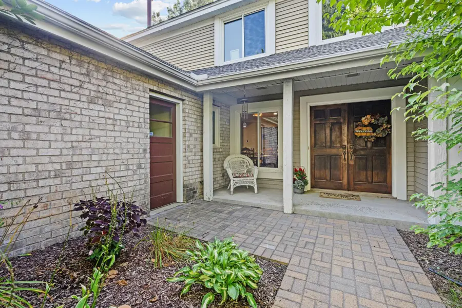 7702 Tanglewood Court, Minneapolis, MN 55439 - Image #3