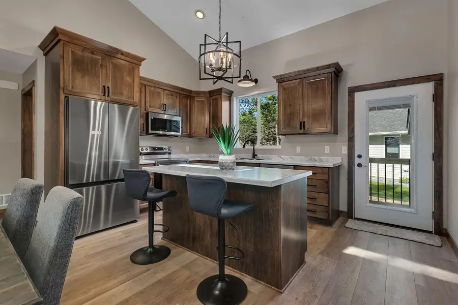 1699 39th Street S, Saint Cloud, MN 56301 - Image #3