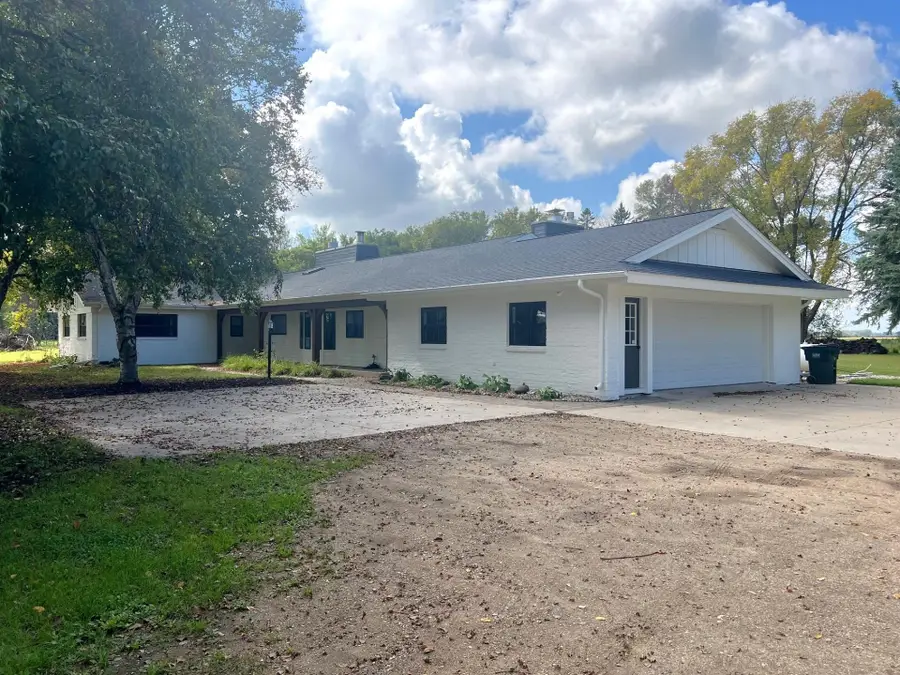 3120 15th Street Sw, Willmar, MN 56201 - Image #2