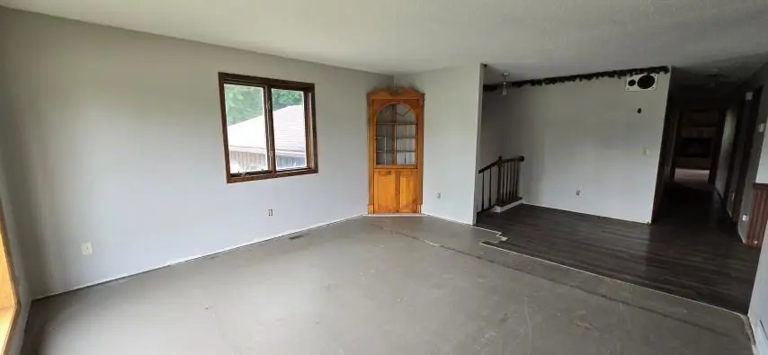 503 Hawthorne Drive, Marshall, MN 56258 - Image #3