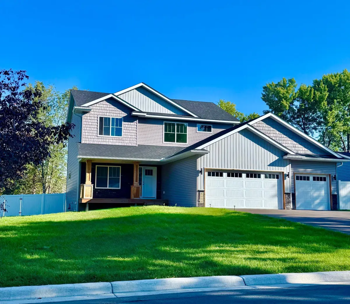 6048 Quebec Avenue N, Minneapolis, MN 55428 - Image #1