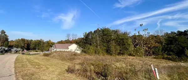 1112 Timber Path, Menomonie, WI 54751