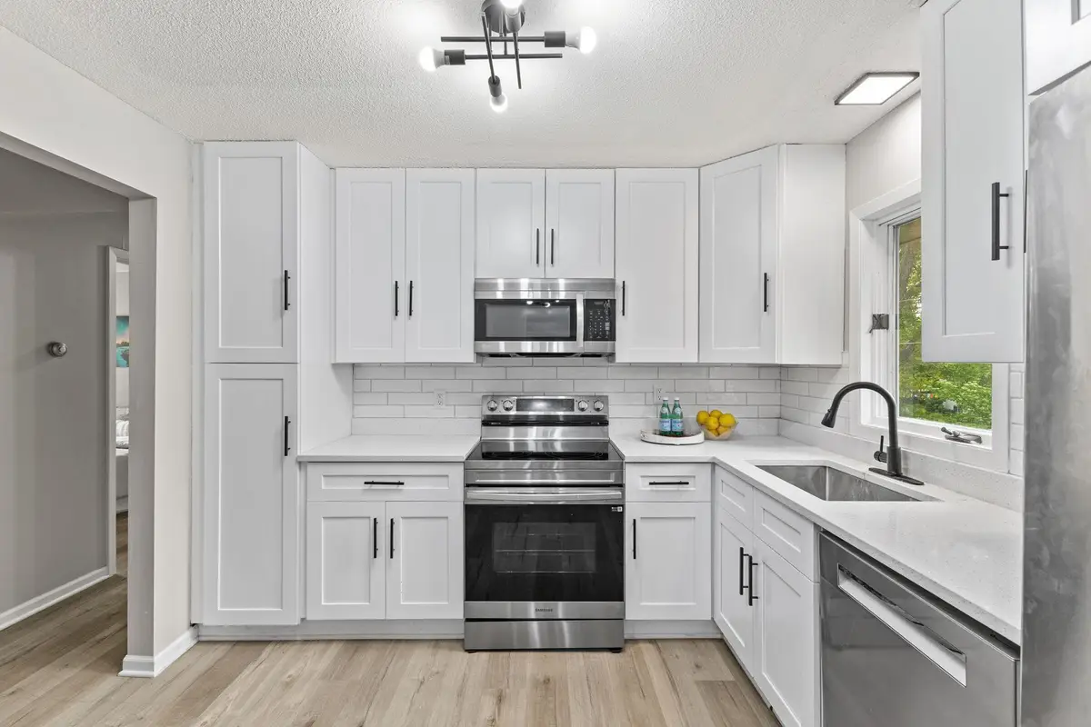 228 16th Avenue Sw, New Brighton, MN 55112 - Image #1