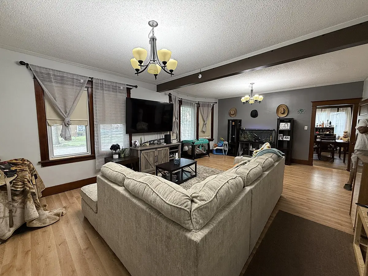 202 S 6th Street, Montevideo, MN 56265 - Image #1