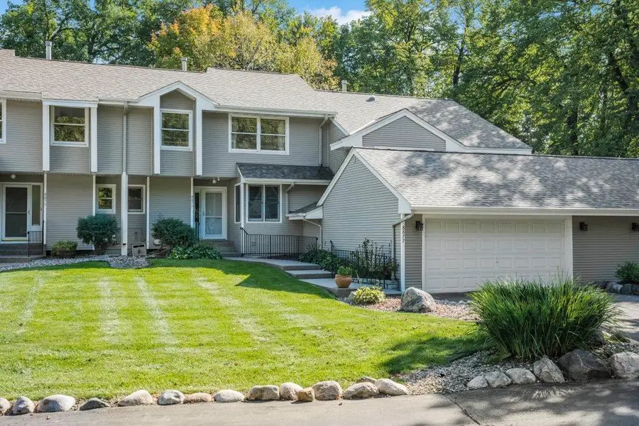 8877 Basswood Road, Eden Prairie, MN 55344 - Image #2