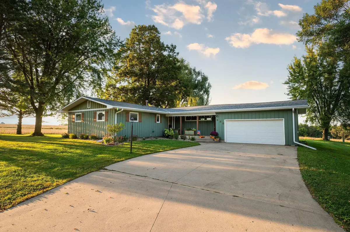 936 Des Moines Drive, Windom, MN 56101 - #1