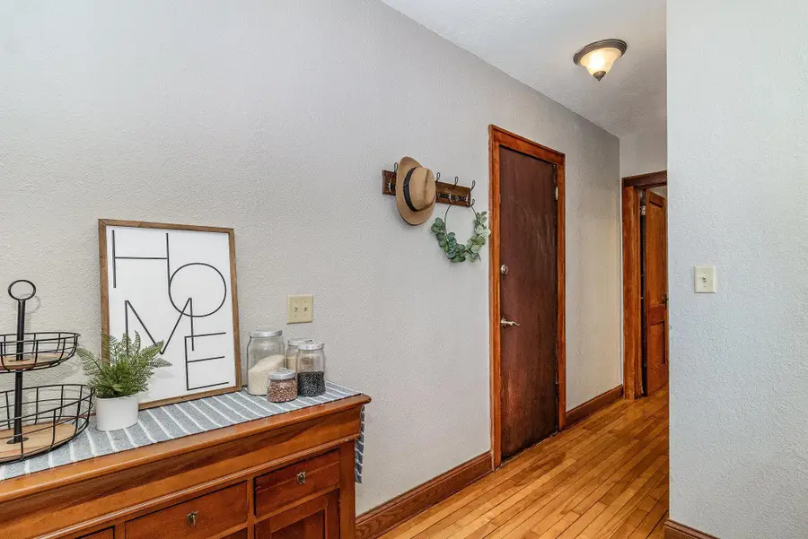 1812 Clinton Avenue #101, Minneapolis, MN 55404 - Image #3