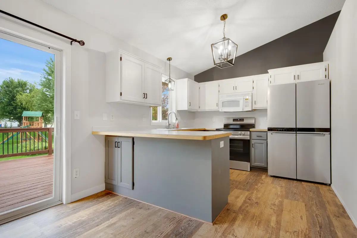 9729 42nd Street Ne, Saint Michael, MN 55376 - #1