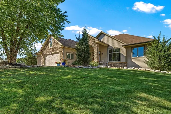 1097 15th Street Sw, New Prague, MN 56071