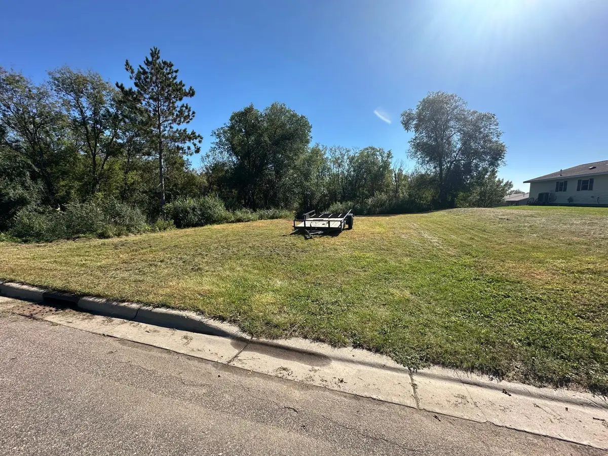 123 4th Street N, Sauk Centre, MN 56378 - #1